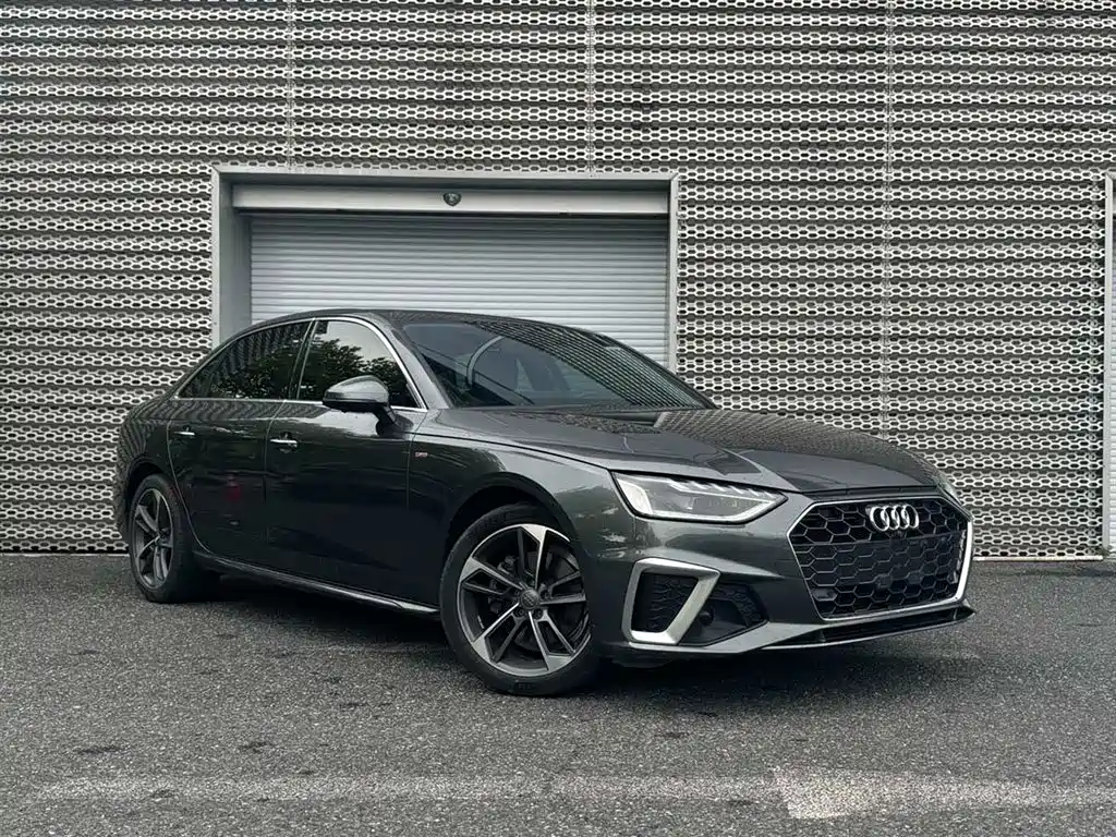Audi A4L 2020 40 TFSI Fashion Dynamic Edition фото 3