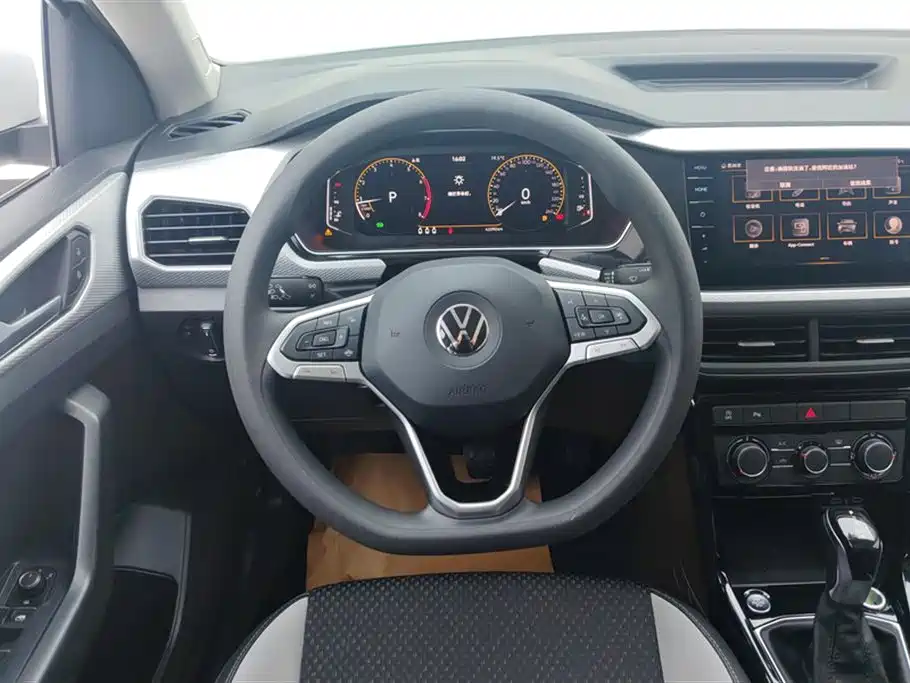 Volkswagen Tanying 2021 1.5L Automatic Smart Connect Edition фото 15