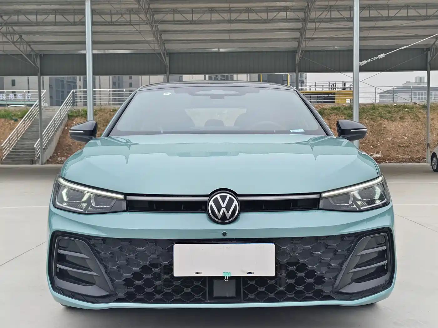 Volkswagen Passat 2025 Model Pro 380TSI Starlight Dragon Premium Edition фото 2