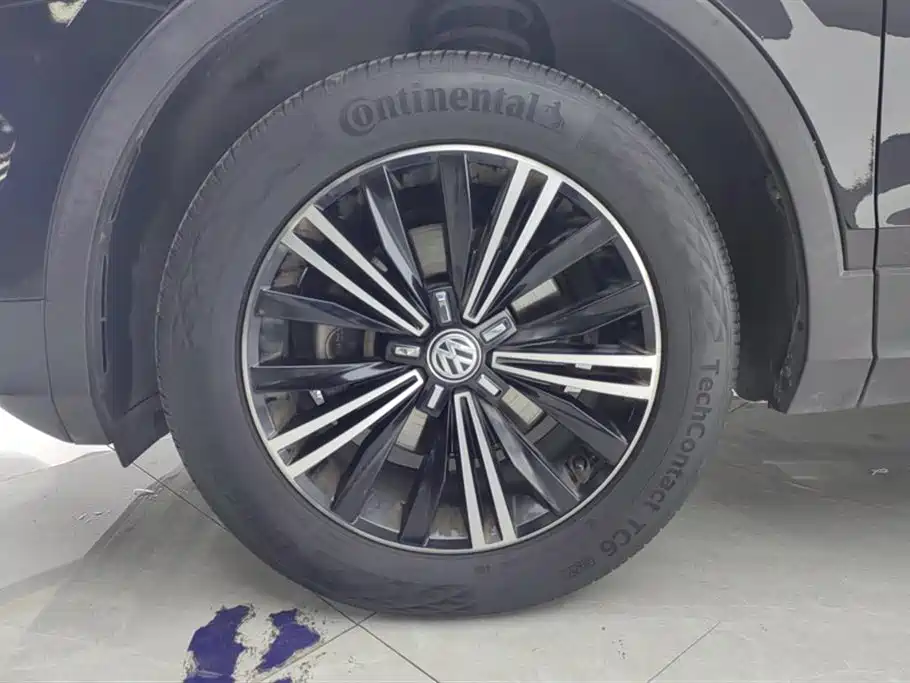 Volkswagen Tiguan L 2019 330TSI Automatic 2WD Panorama Comfort Edition China VI фото 6