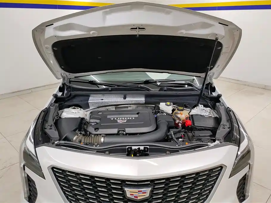 Cadillac XT4 2021 28T FWD Technology Edition фото 10