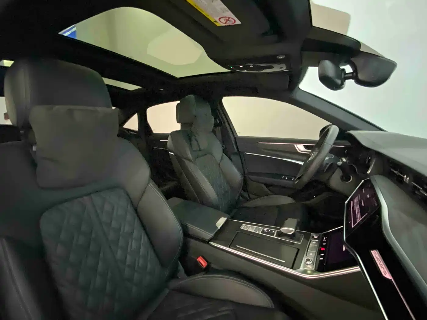 Audi A6L 2025 45 TFSI quattro Premium Sport фото 32