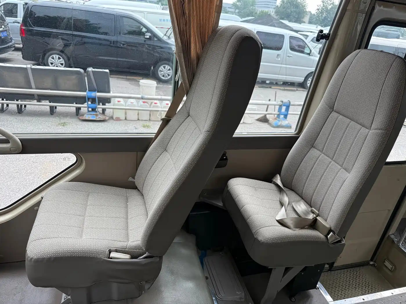 Toyota Coaster 2007 2.7L Gasoline Premium Upgrade Edition 23-seater фото 16