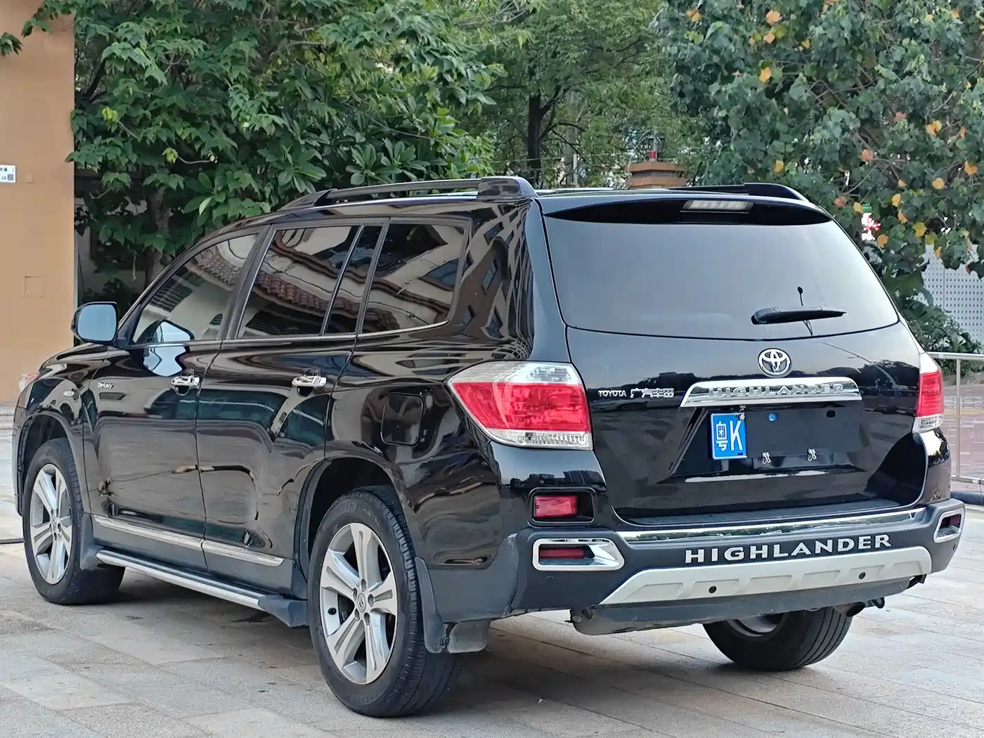Toyota Highlander 2012 2.7L 2WD 5-seater Sport Edition фото 5