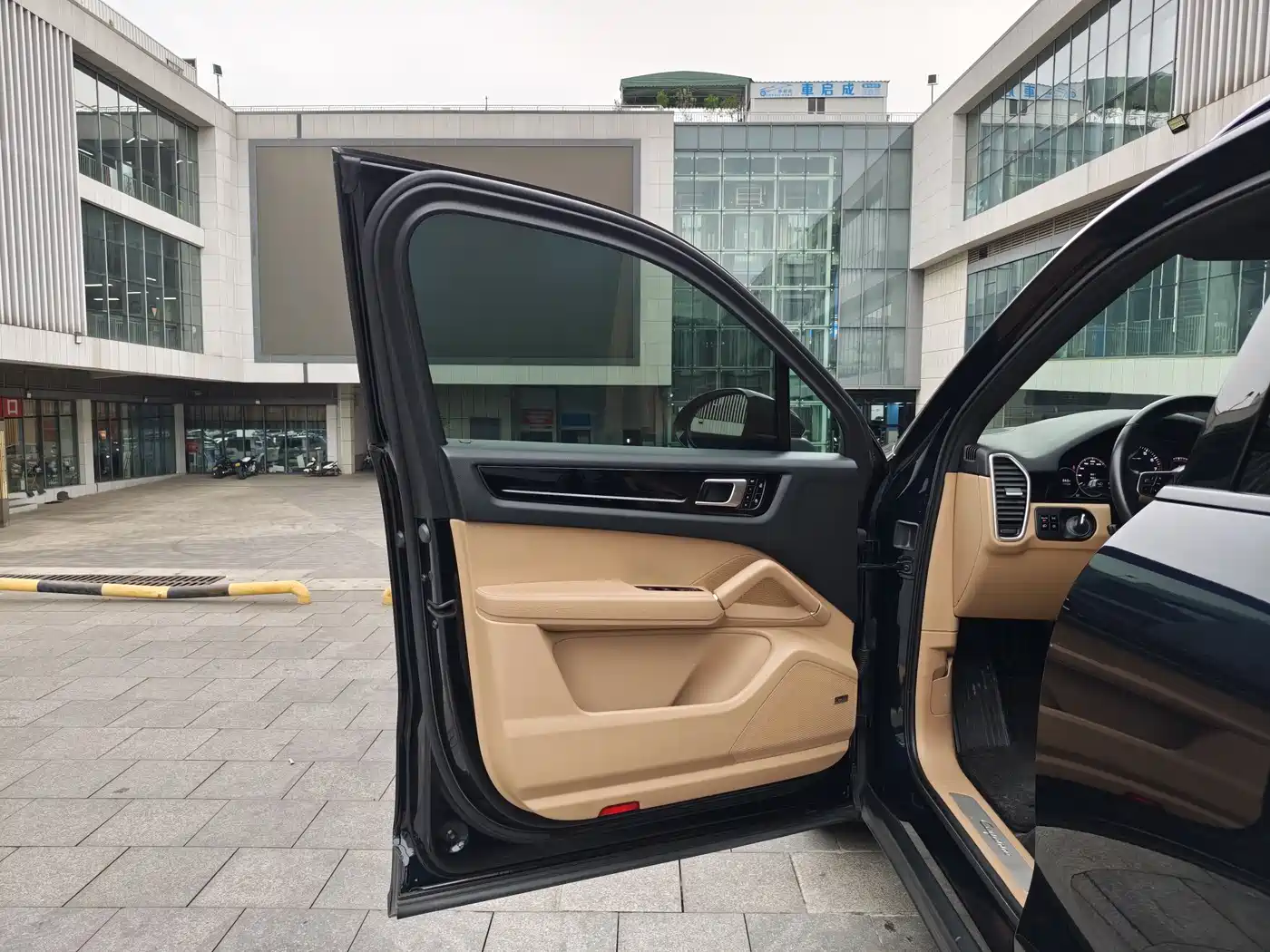 PORSCHE CAYENNE NEW ENERGY