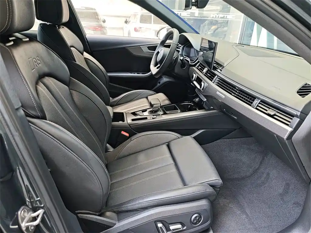 Audi A4L 2024 40 TFSI quattro RS Kit Speed Edition фото 12