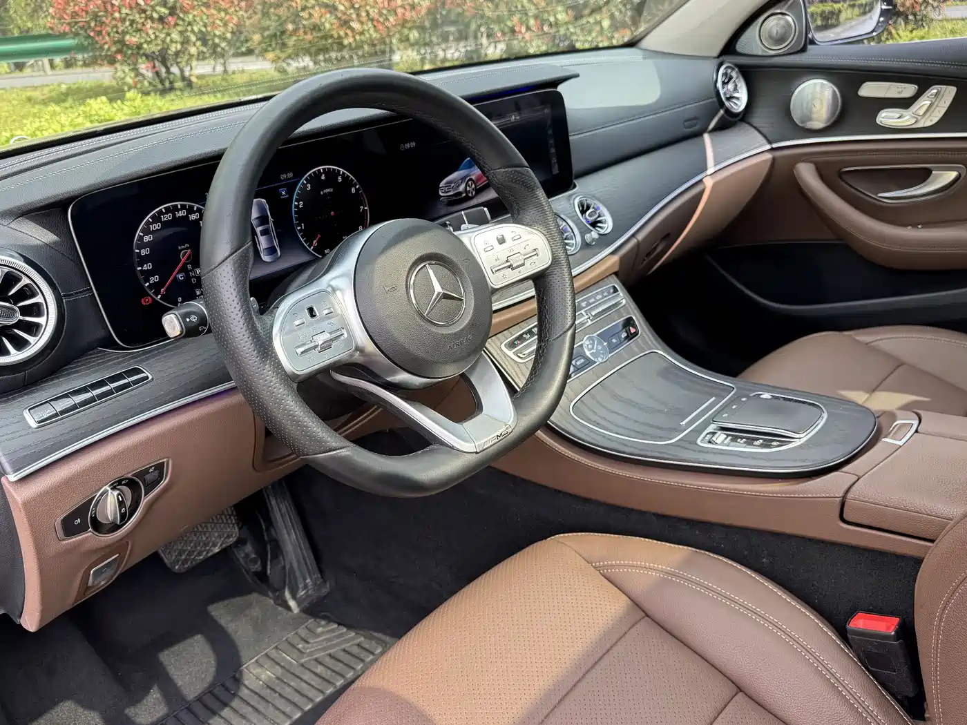 Mercedes-Benz E-Class 2020 Facelift E 300 L Exclusive фото 10