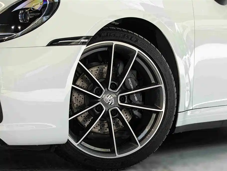Porsche 911 2023 Carrera 3.0T фото 11