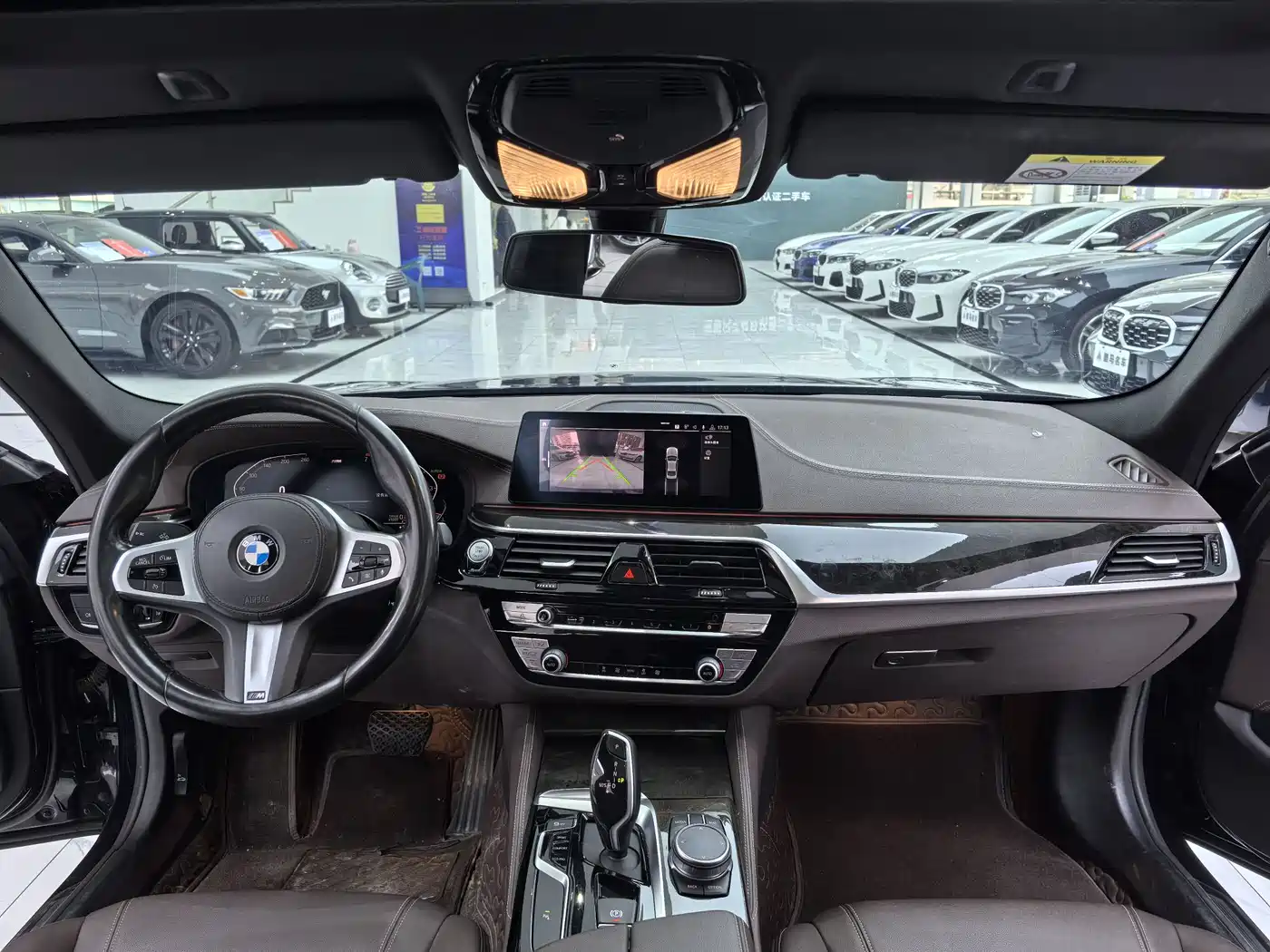 BMW 5 Series 2020 525Li M Sport Package фото 4