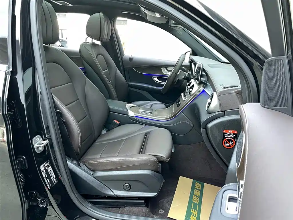 Mercedes-Benz GLC 2021 GLC 260 L 4MATIC Luxury фото 19