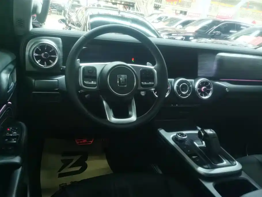 Tank 300 2024 2.0T Explorer фото 12