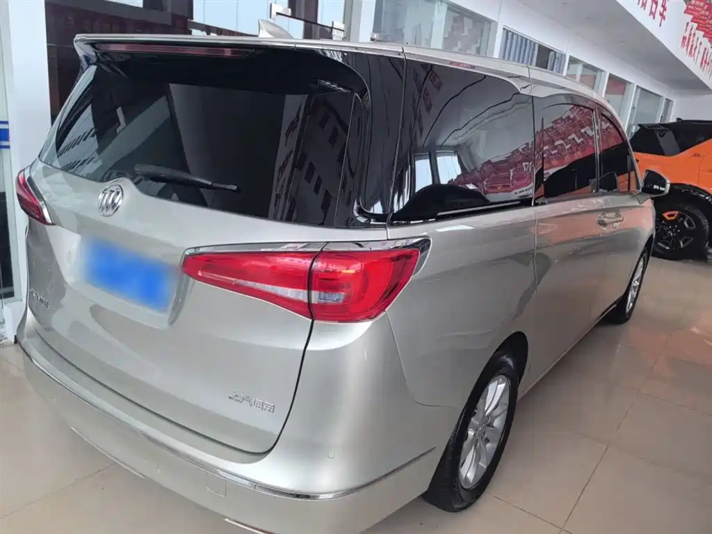 Buick GL8 2018 ES 28T Comfort Type China VI фото 5