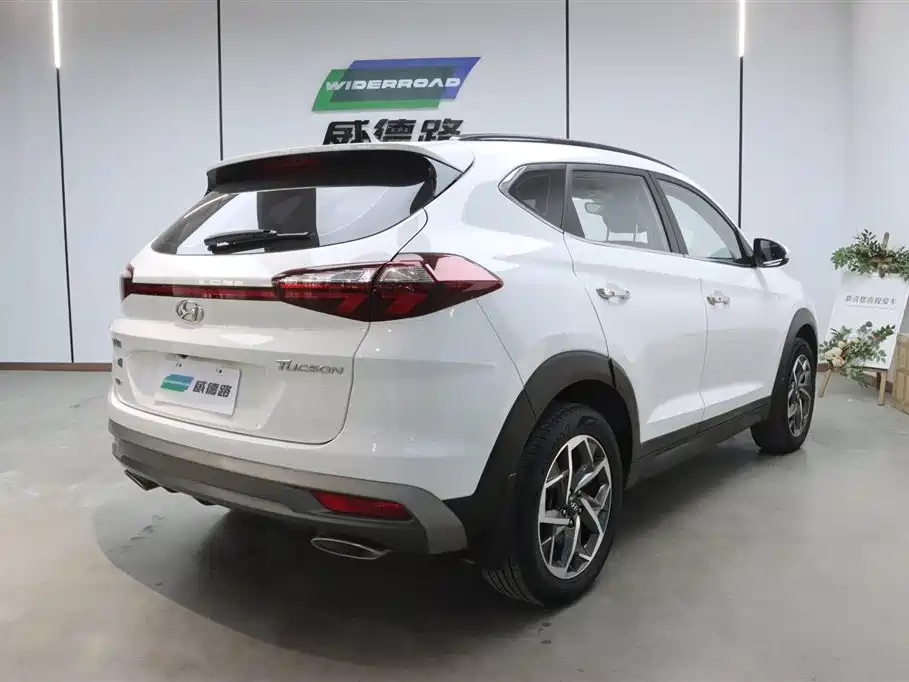 Hyundai Tucson 2020 280TGDi DCT 2WD Fashion (China V) фото 6