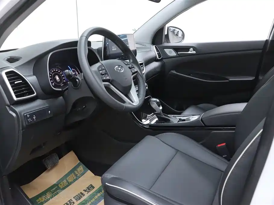Hyundai Tucson 2020 280TGDi DCT 2WD Fashion (China V) фото 14