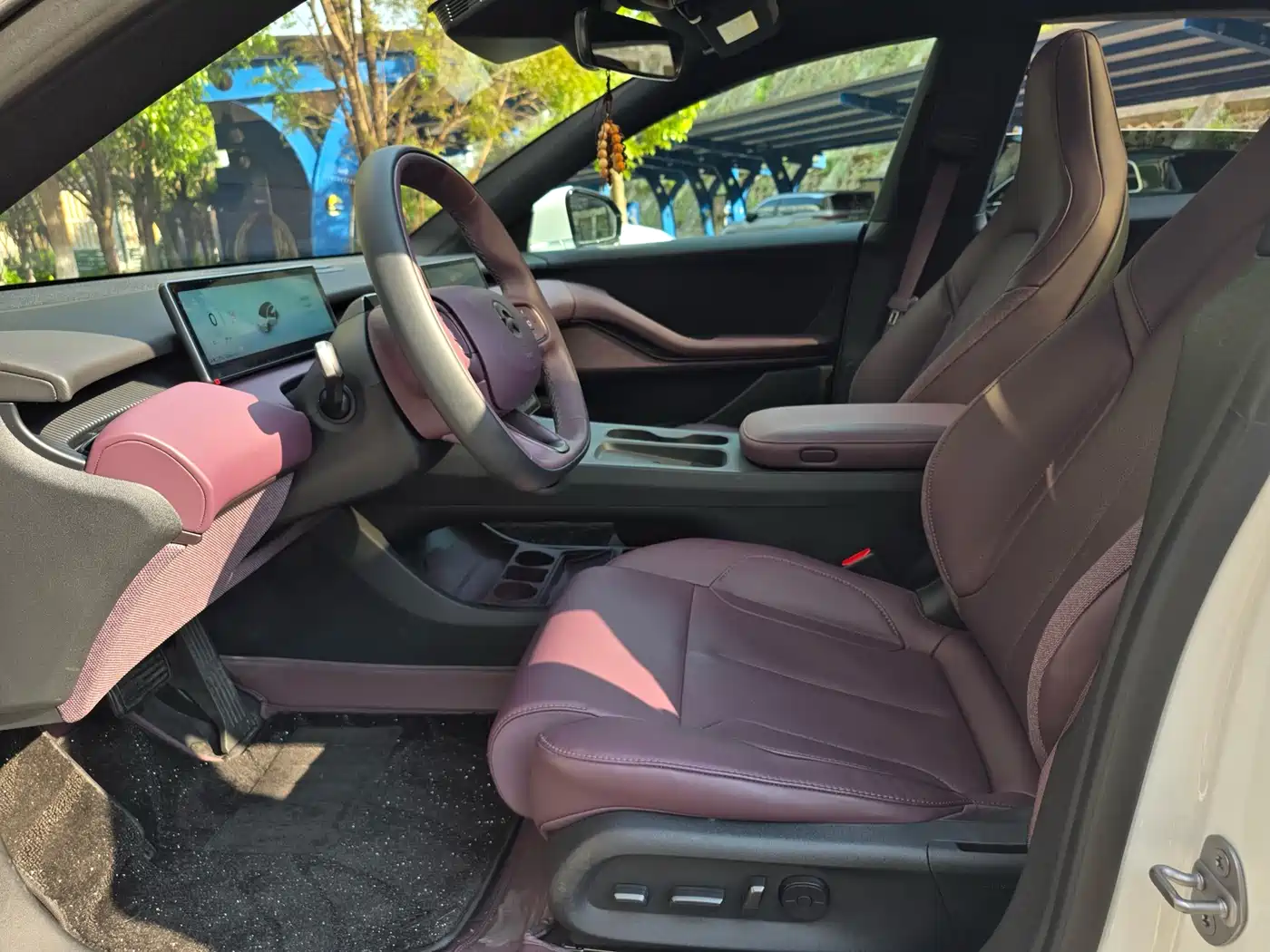  NIO NIO ET5T 2024 75kWh Touring 14