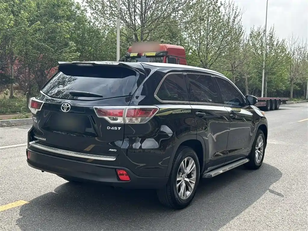Toyota Highlander 2015 2.0T AWD Elite Edition 7-seater фото 11
