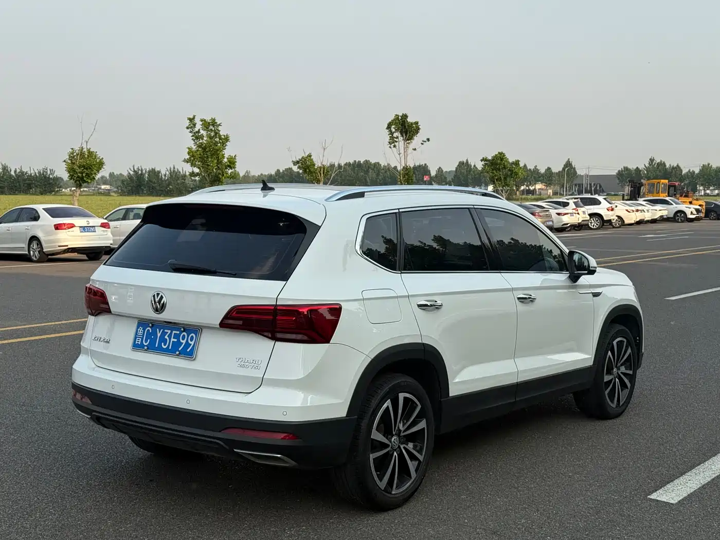Volkswagen Tharu 2020 280TSI 2WD Luxury Edition China V фото 6