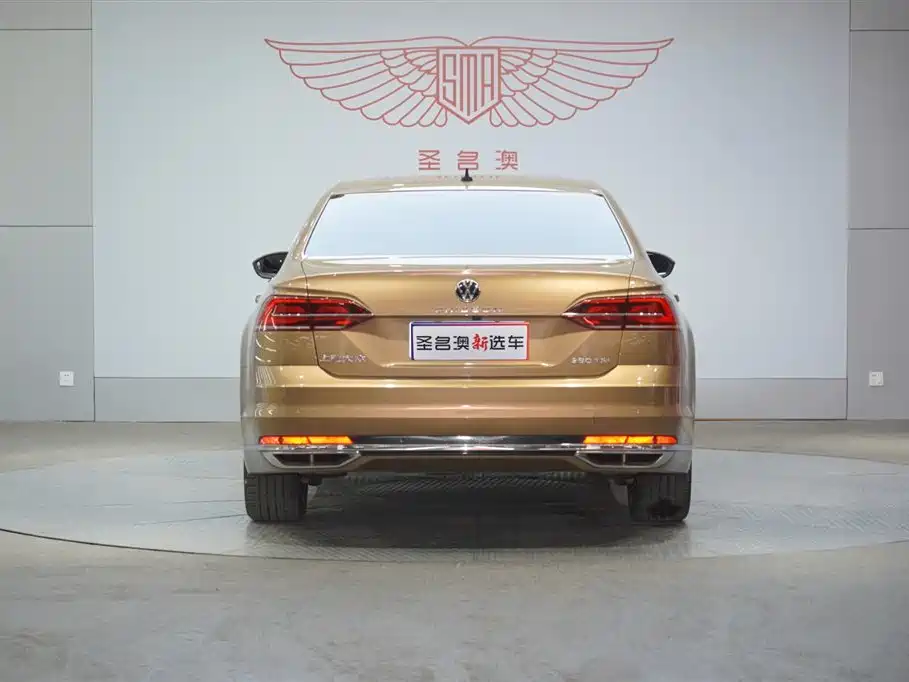 Volkswagen Phideon 2021 380TSI Luxury Edition фото 5