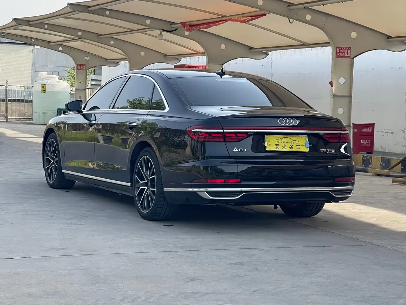Audi A8 2021 A8L 55 TFSI quattro Luxury фото 9