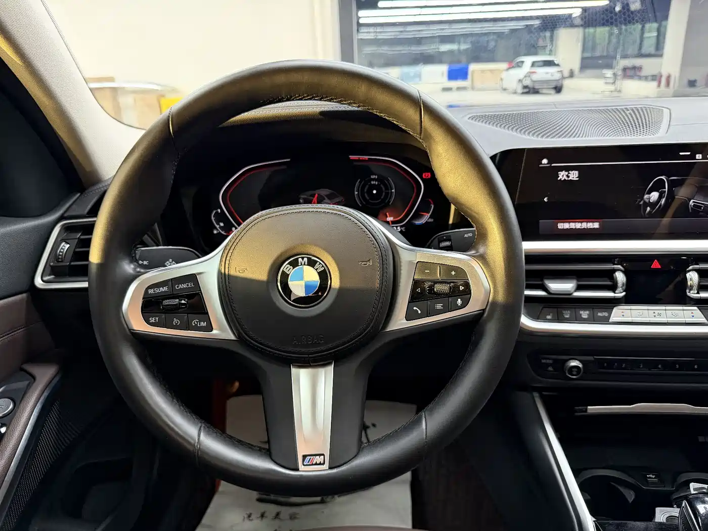 BMW 3 Series 2022 320Li M Sport Package фото 10