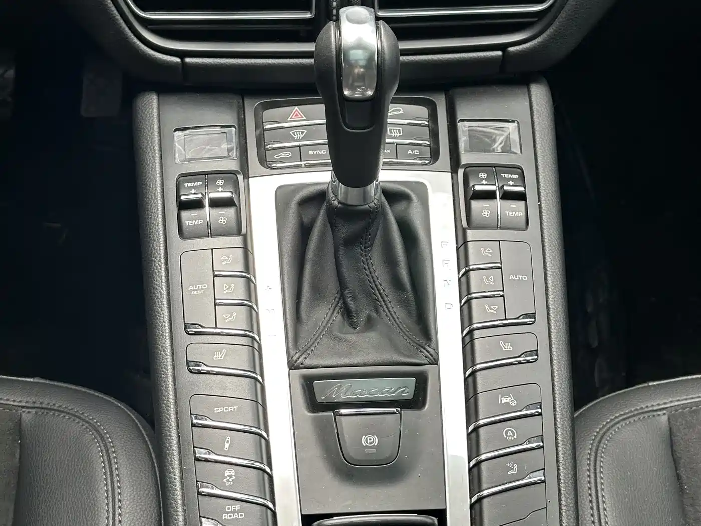 Porsche Macan 2021 Macan 2.0T фото 21