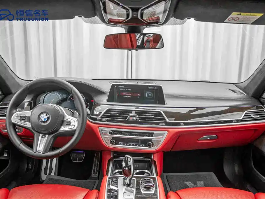 BMW 7 Series 2018 740Li xDrive Luxury M Sport Package Black Flame Edition фото 13