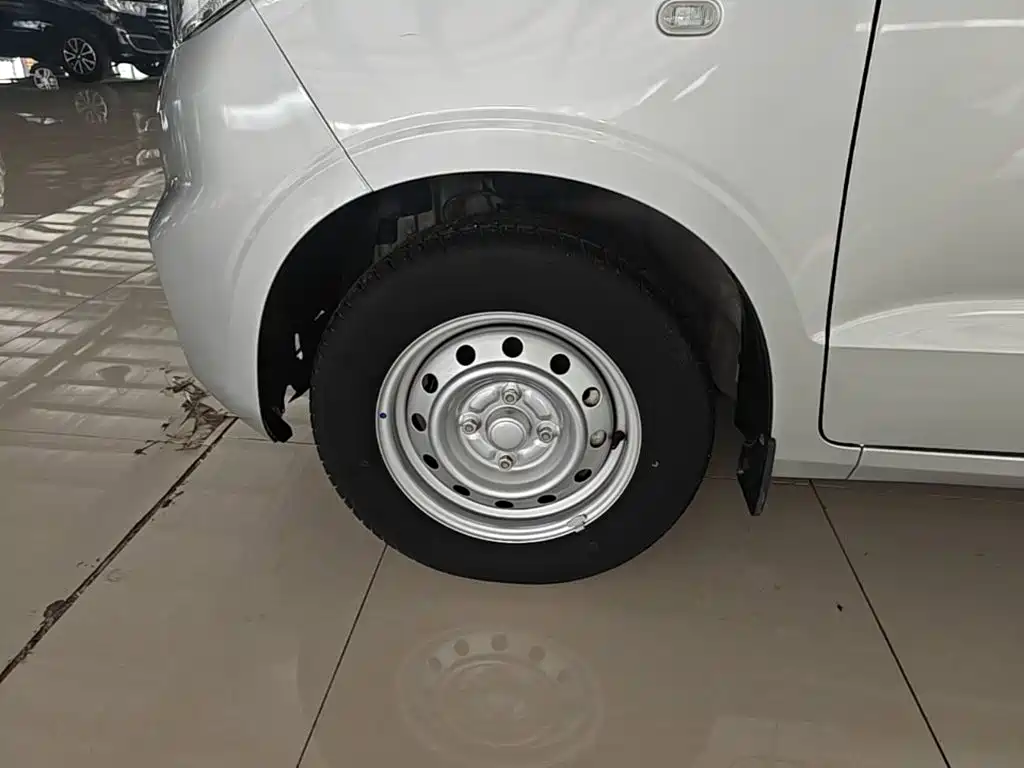 Wuling Motors Wuling Hongguang V 2024 2022 1.5L Power Take Edition Enclosed Van Electric Power Steering LAR