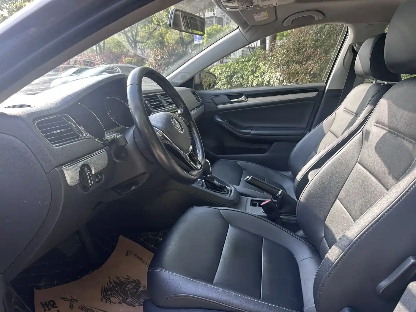 Volkswagen Sagitar 2017 230TSI Automatic Comfort фото 5