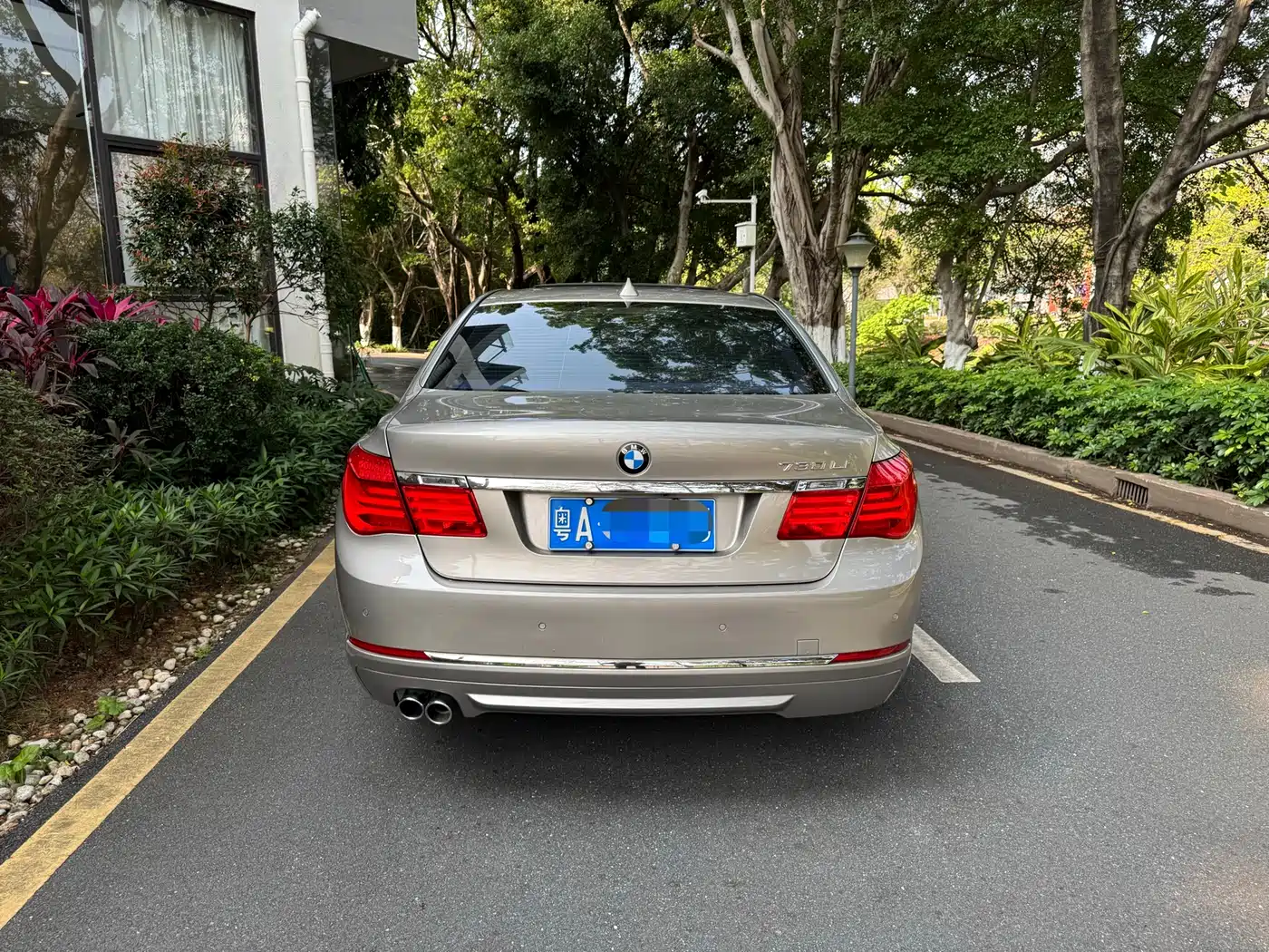 BMW 7 Series 2013 Model 730Li Luxury фото 5