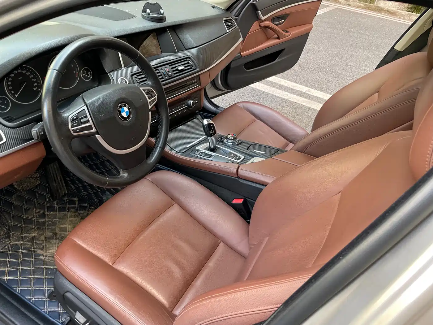 BMW 5 Series 2014 520Li Elegance фото 12
