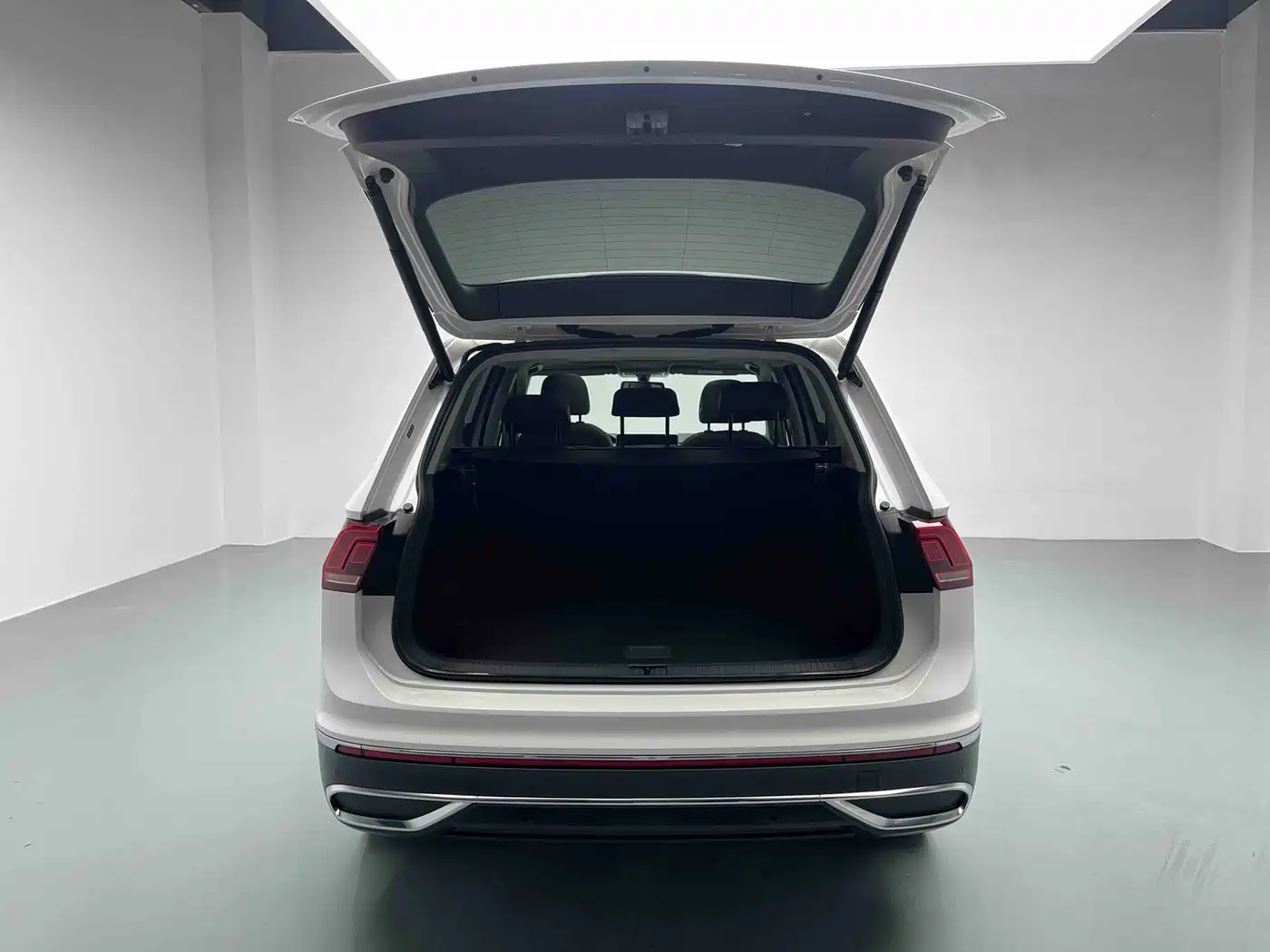 Volkswagen Tiguan L 2022 330TSI Automatic 2WD Smart Edition фото 11