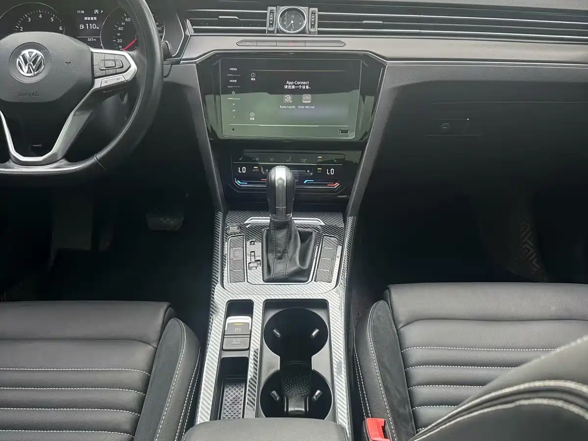 Volkswagen Magotan 2020 330TSI DSG Leading фото 12