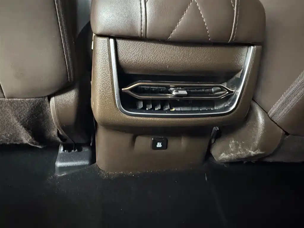 Dongfeng Fengdu Paladin 2023 Model 2.0T 4WD Premium Edition фото 20