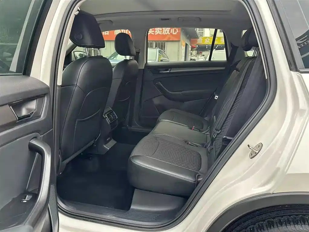 Škoda Kodiaq 2018 Facelift TSI330 5-seat 2WD Comfort Edition фото 10