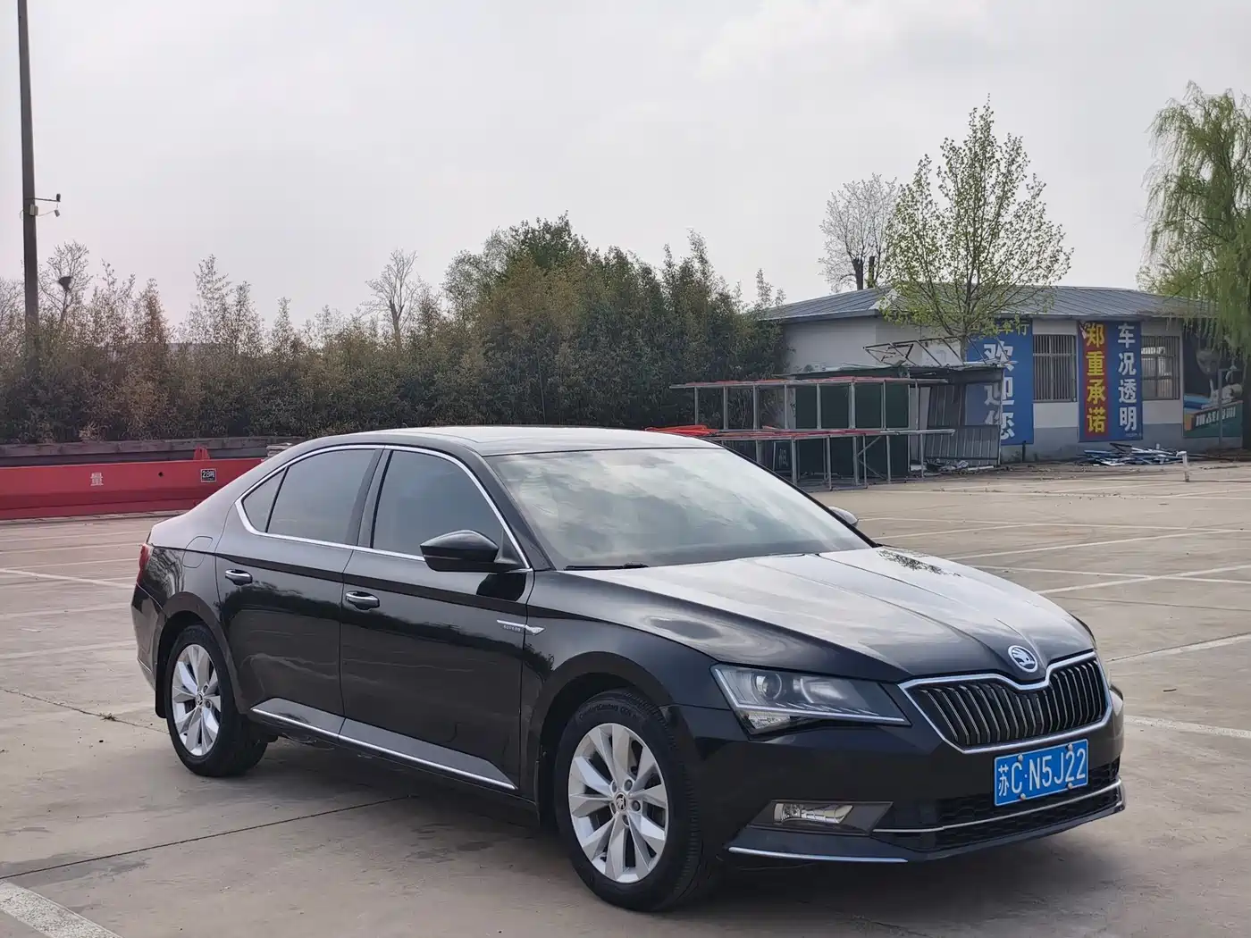Škoda Superb 2018 TSI330 DSG Comfort Edition China V фото 3