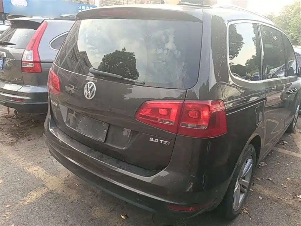 Volkswagen Sharan 2014 2.0TSI Comfort фото 7