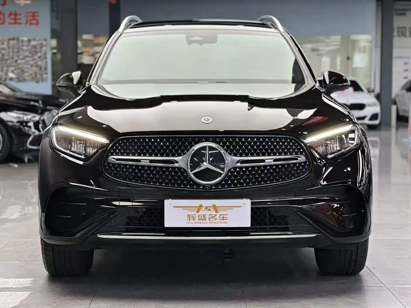 MERCEDES-BENZ GLC
