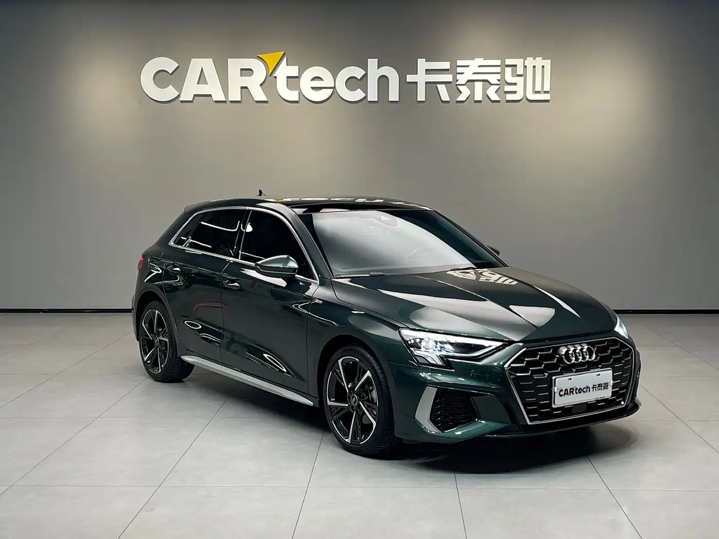 Audi A3 2024 Model Sportback 35 TFSI Fashion Sport фото 3