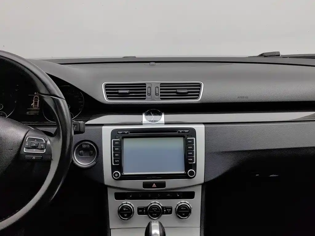 Photo 12 - Volkswagen Magotan