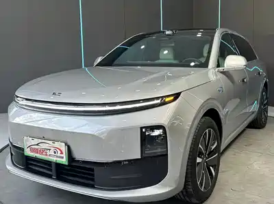 Li Auto L6
