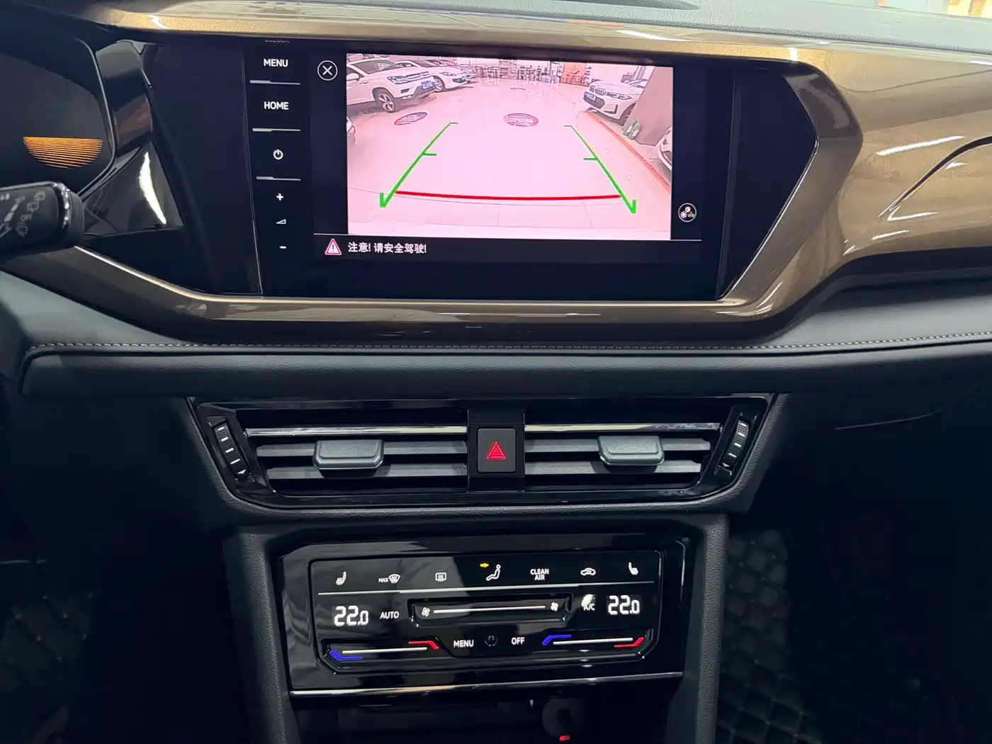 Volkswagen Tharu 2022 280TSI FWD Luxury Edition фото 8