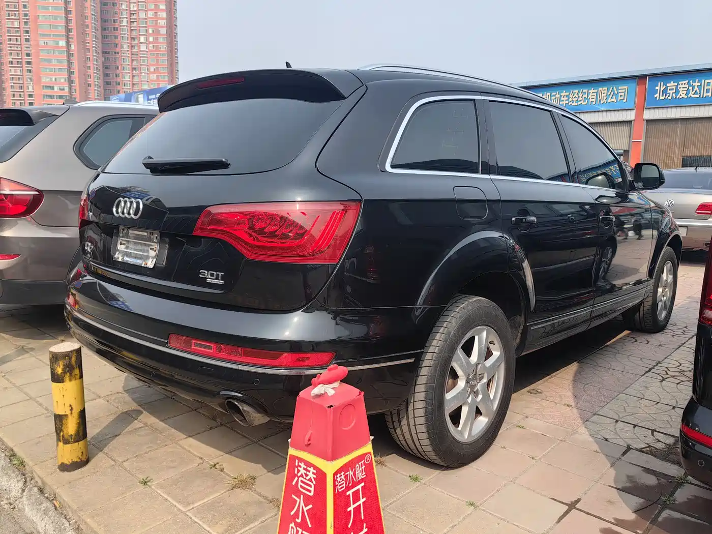 Audi Q7 2011 3.0 TFSI Technology (200kW) фото 12