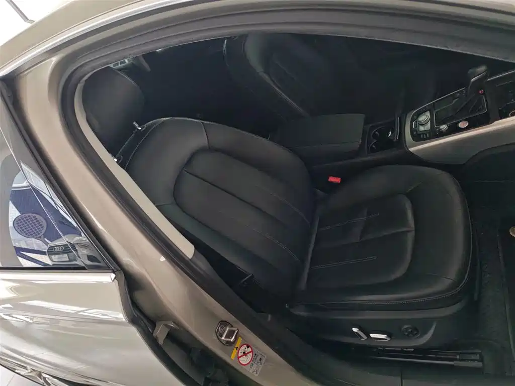 Audi A6L 2018 30th Anniversary TFSI Progressive фото 17