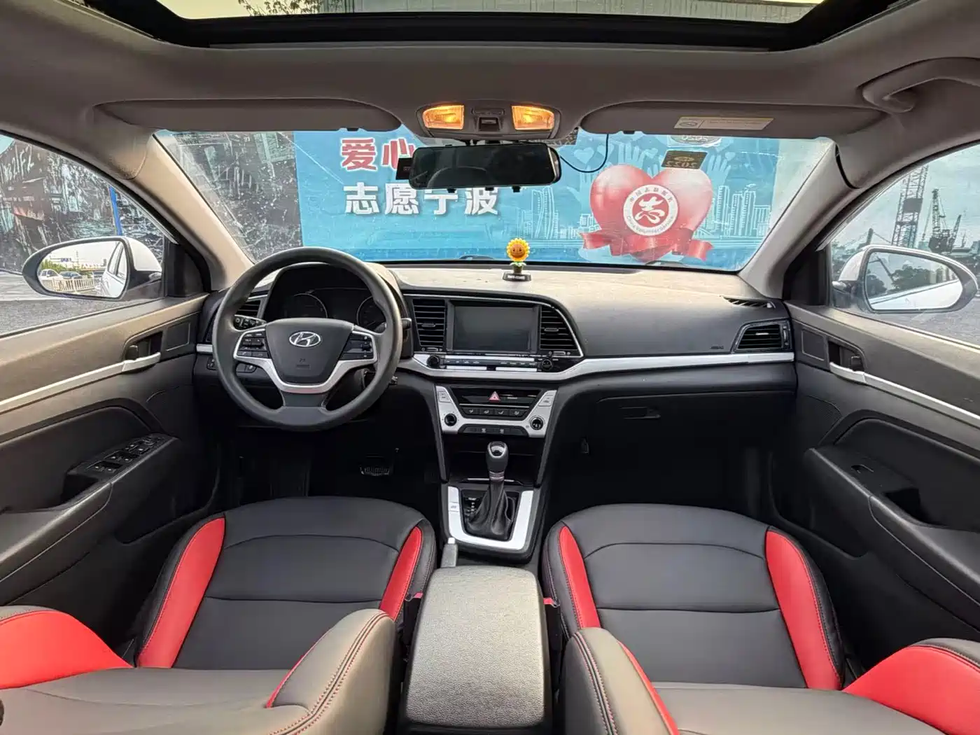Hyundai Elantra 2016 Model 1.6L Automatic Smart Elite фото 13