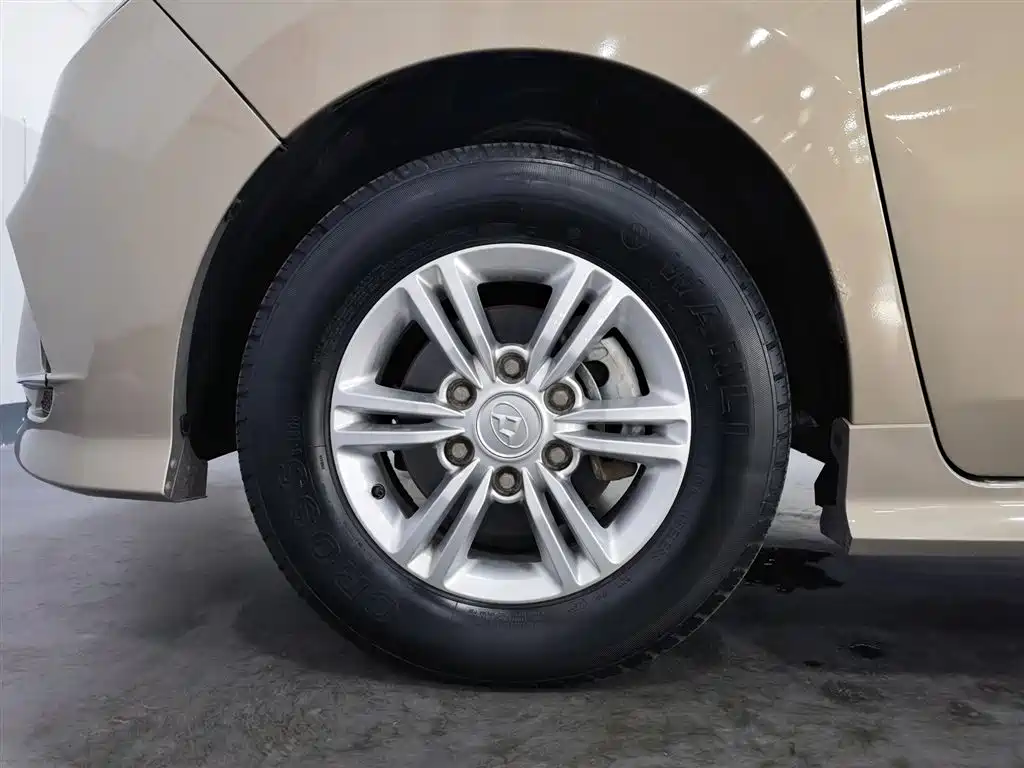 SAIC Maxus Maxus G10 2018 PLUS 2.0T Automatic Elite Edition фото 17