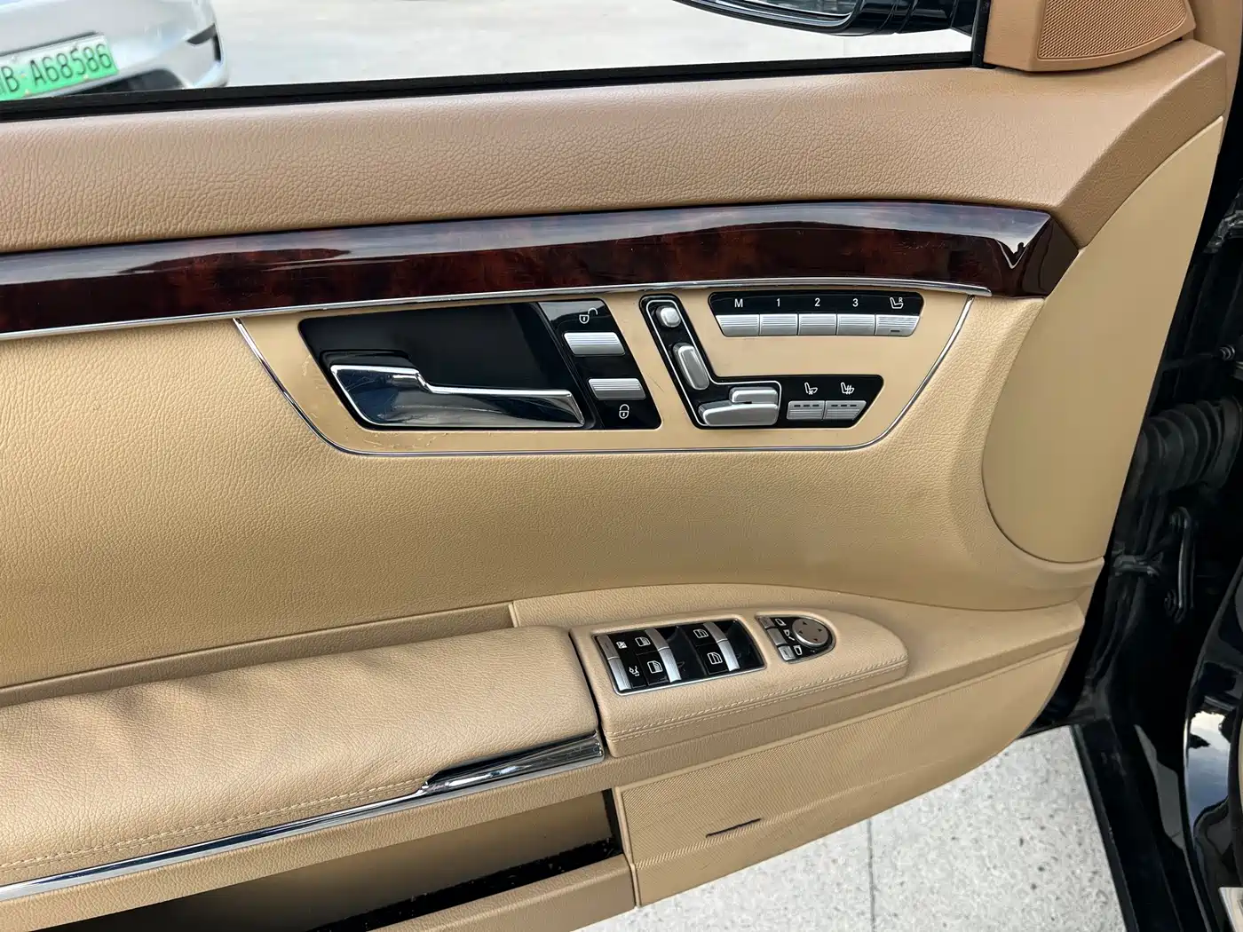 Mercedes-Benz S-Class 2012 S 400 L HYBRID Grand Edition фото 6