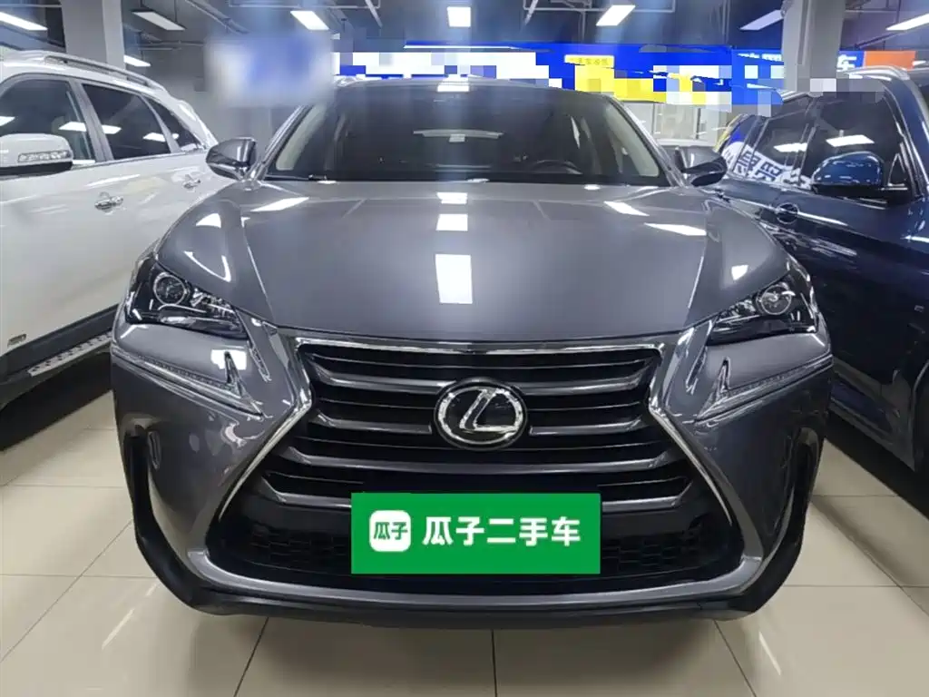 Lexus NX 2015 200t AWD F Sport фото 3
