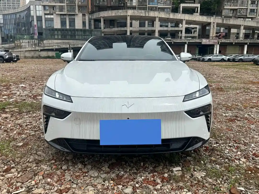 Dongfeng Yipai eπ007 2025 EREV 230Air Cruise Edition фото 2
