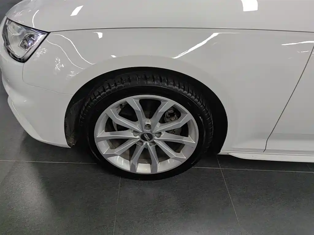 Audi A4L 2018 30th Anniversary 40 TFSI Progressive фото 23
