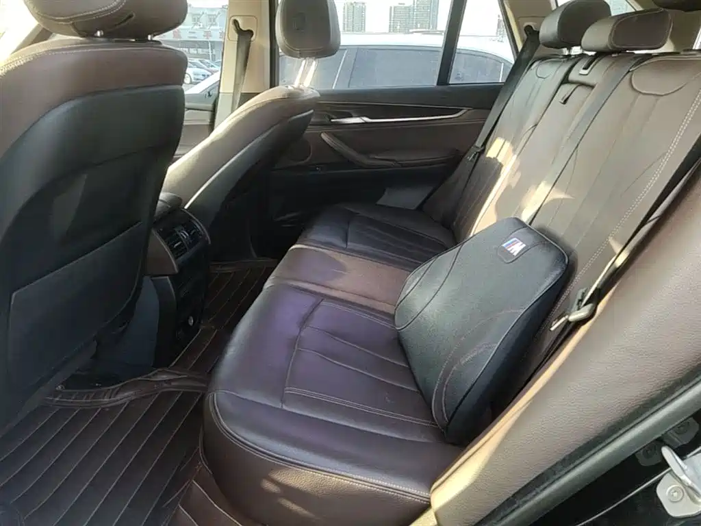 BMW X5 (Import) 2017 xDrive28i фото 17